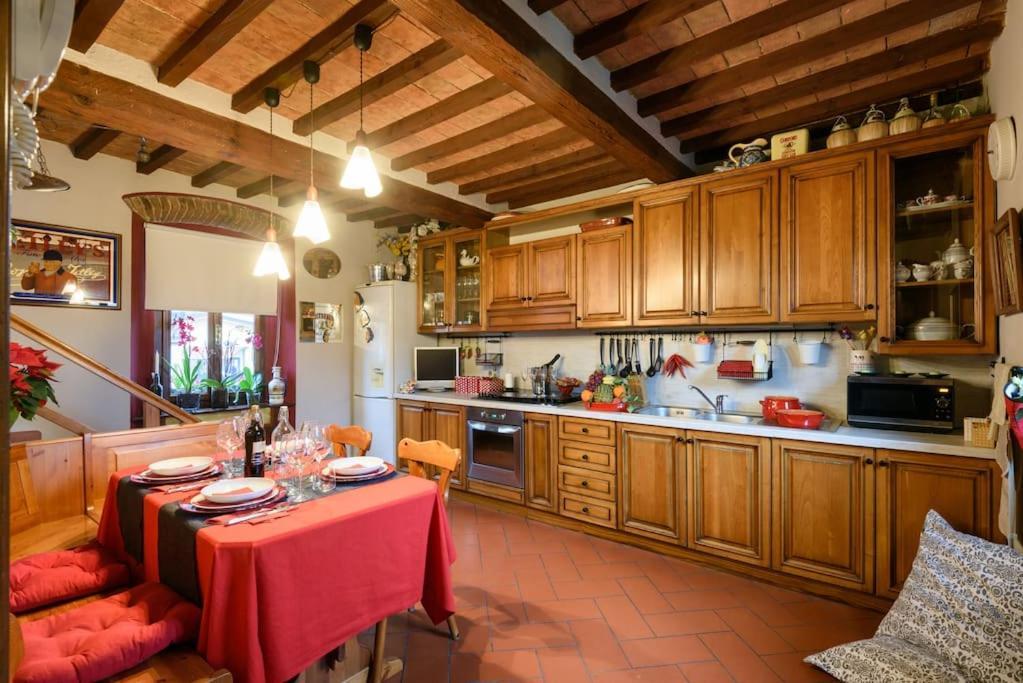 Villa "Corte De' Baldi" Ortignano Raggiolo Bagian luar foto